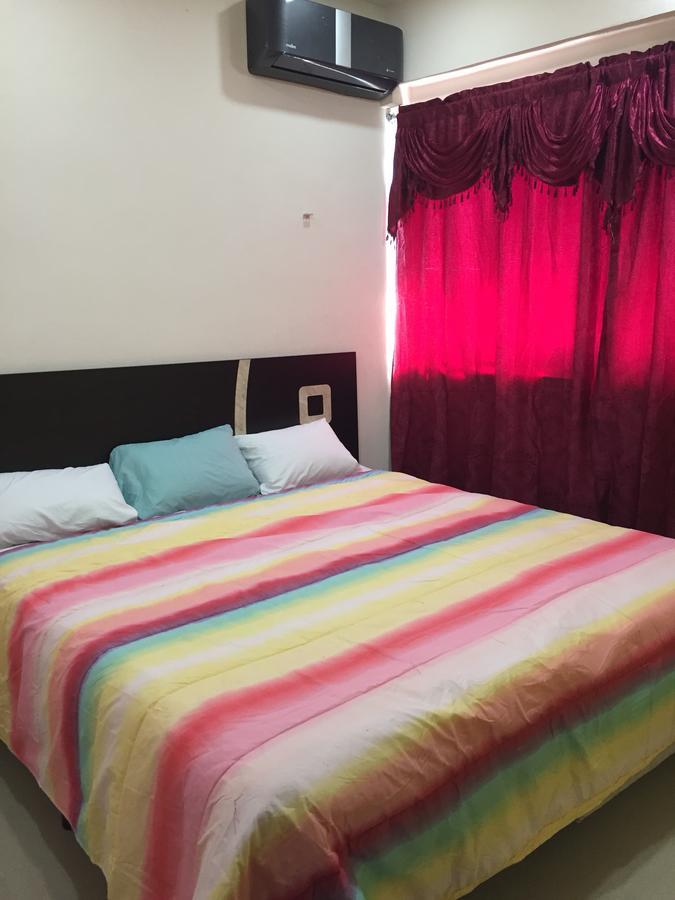 Hotel Suites La Roca Cancun Exterior photo