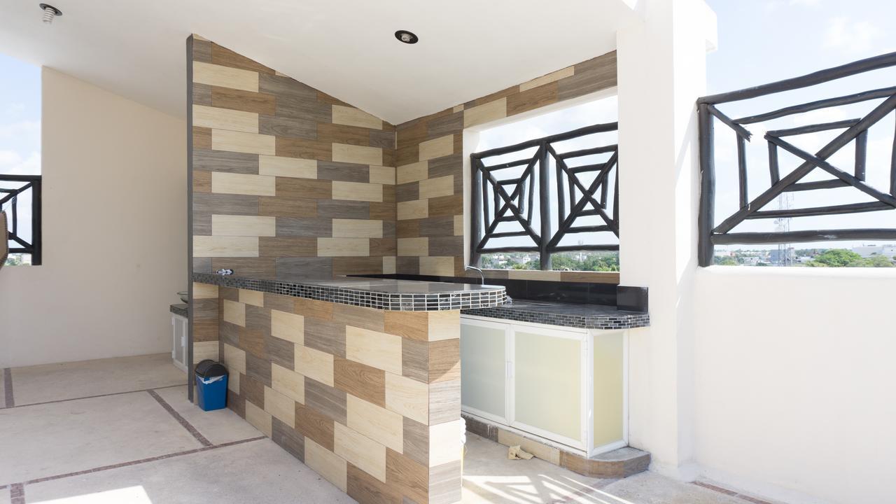Hotel Suites La Roca Cancun Exterior photo
